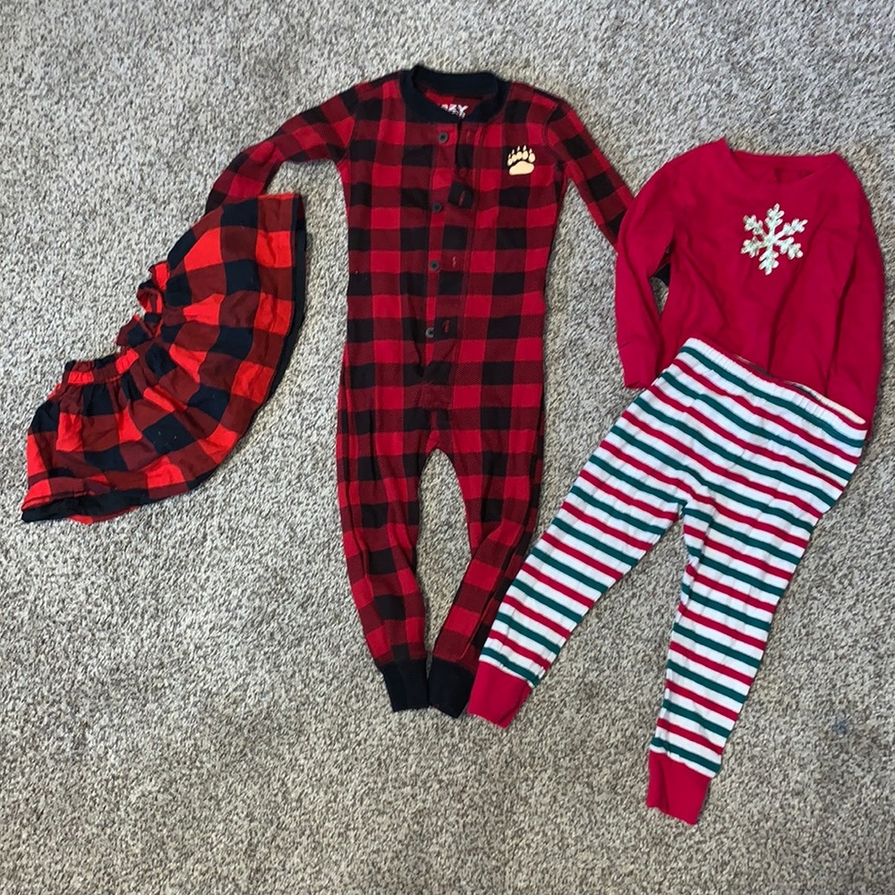 2T Christmas Lot